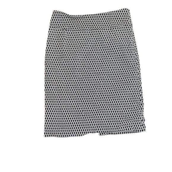 Margaret M pull on skirt size medium - Picture 1 of 3